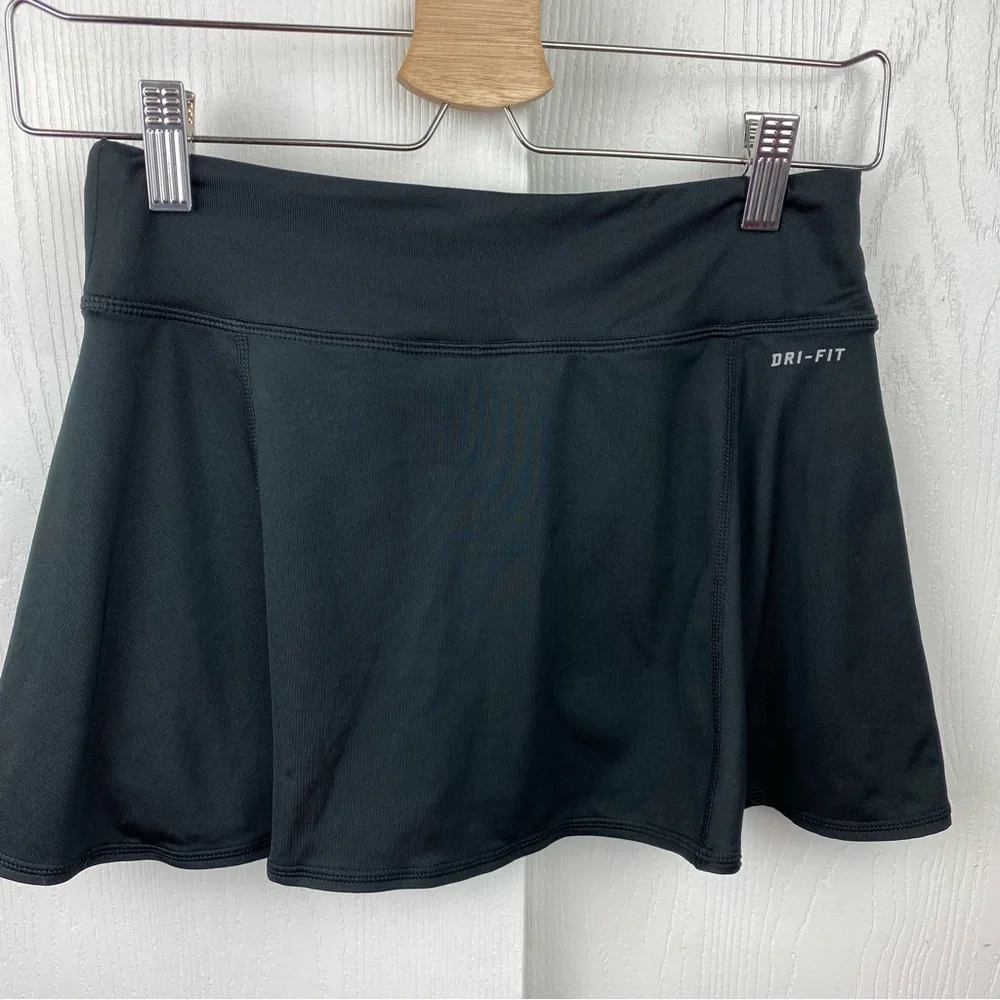 Black Nike Skort - Picture 8 of 10
